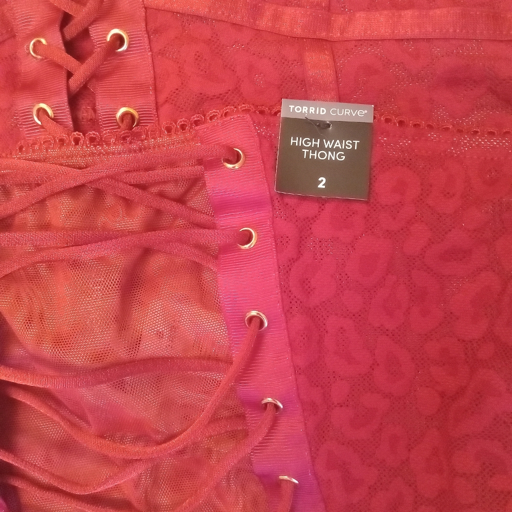 Torrid set - Picture 3 of 3